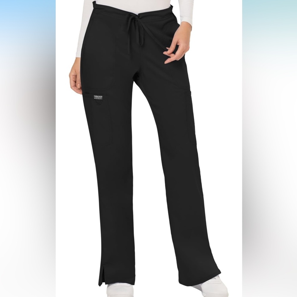 Woman’s Cherokee classic modern pants, black